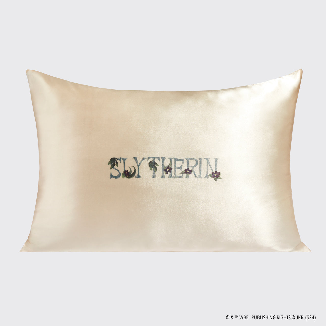 Kitsch x Harry Potter Satin Pillowcase in Slytherin 2 Pack - Image 2